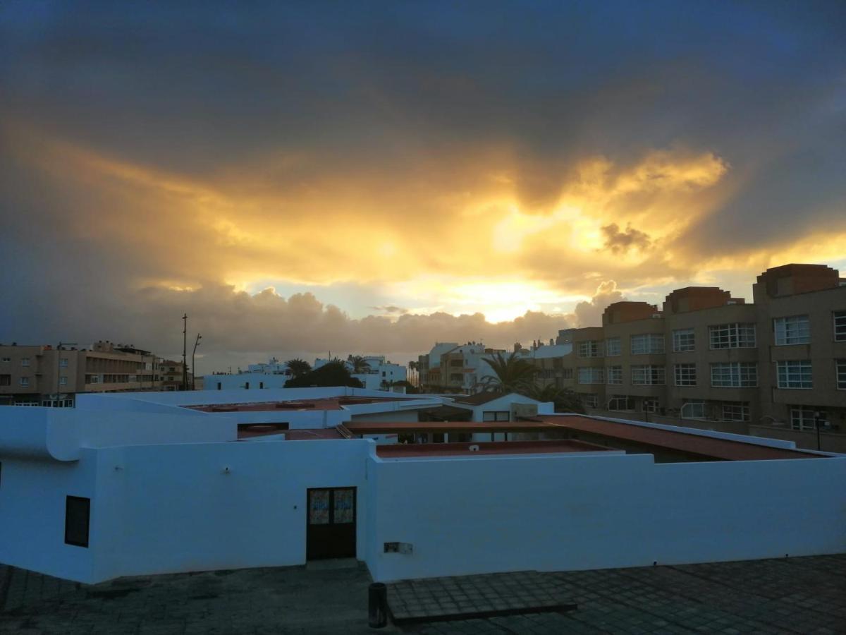 Modern Apartment With Sea Views In 코라레호 외부 사진