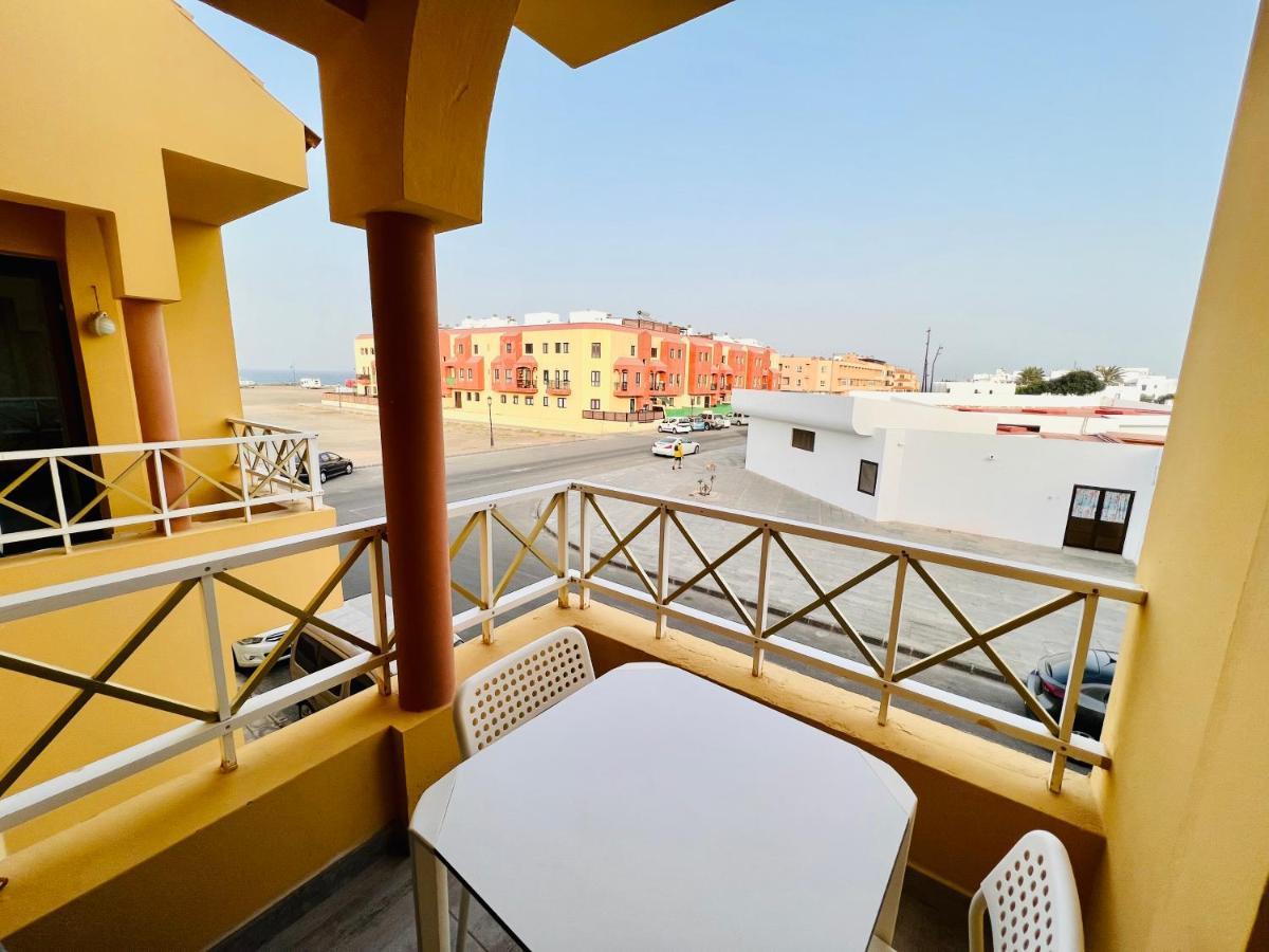 Modern Apartment With Sea Views In 코라레호 외부 사진